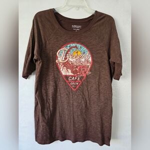 Torrid Brown Short Sleeve Tee with Vibrant Graphic. Size 00